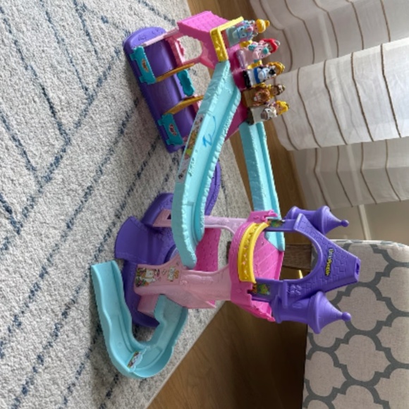 Fisher-Price Other - Little people klip klop horse ramp and stable